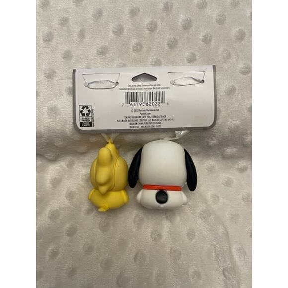 Hallmark Snoopy & Woodstock Magnetic Ornaments- Hard to Find-NEW - Picture 2 of 5